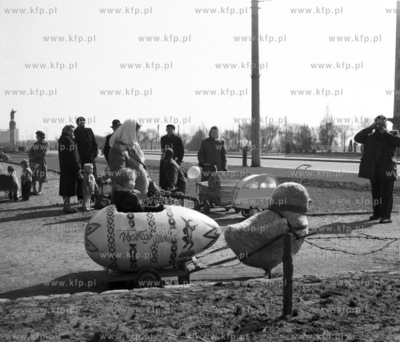 Z okazji Swiat Wielkanocnych na Skwerze Kosciuszki...