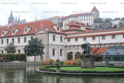 Praga (Czechy). W Ogrodach Senatu Republiki Czeskiej...