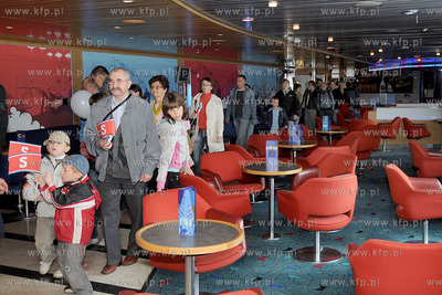 Gdynia. Molo Poludniowe. Dzien otwarty promu Stena...