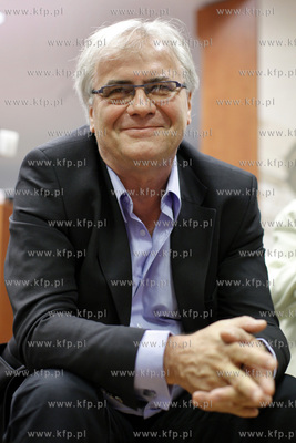 Galeria Baltycka. Spotkanie w EMPIK-u,  z aktorami...