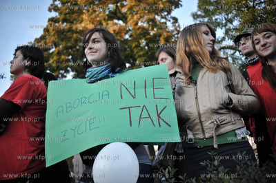 I Archidiecezjalny Marsz dla Zycia i Rodzin w obronie...