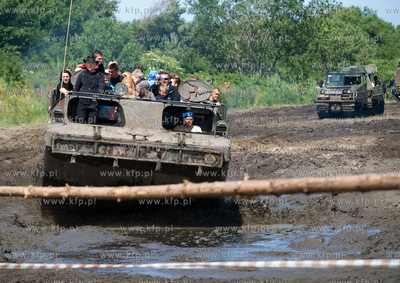13 Zjazd Pojazdow Wojskowych w Darlowie 24.06.2011...