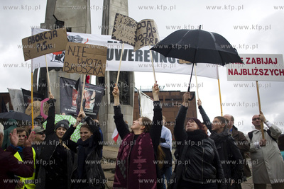 Gdańsk, Plac Solidarności. Czarny Protest, czyli...