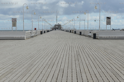 Sobota 25 kwietnia 2020 roku w Sopocie, godziny przedpołudniowe...