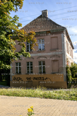 Klasycystyczny dwór w Gdańsku Lipcach, zbudowany...