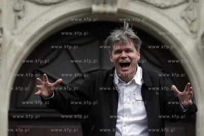 Gdansk. Ul. Dlugi Targ. Happening Pierwszy Zjazd Hamletów...