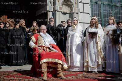 Wielki Piatek. Misterium Meki Panskiej na ulicach Gdanska....