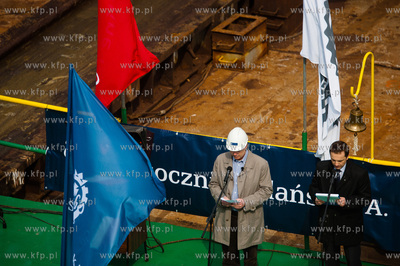 Stocznia Gdansk. Pochylnia B1. Wodowanie promu pasazersko...