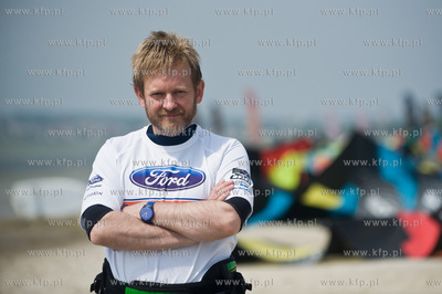 Chalupy. Piosenkarz Pawel Stasiak, gosc zawodow Ford...