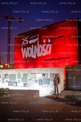 Gdansk. Logo obchodow 25-lecia pierwszych, wolnych...