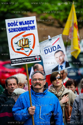 Gdansk. Plac pod pomnikiem Krola Jana III Sobieskiego....