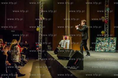 Gdańsk. Sala Teatralna Domu Technika NOT. Charytatywny...