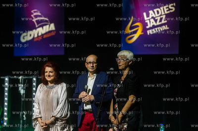 Gdynia. Teatr Muzyczny. Duża Scena. Festiwal Ladies...