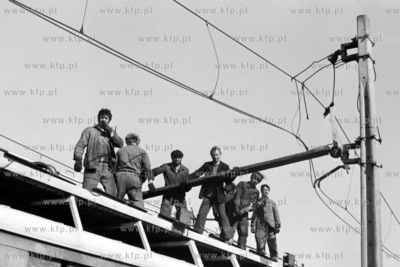 Katastrota kolejowa w Skowarczu. Na stojący pod semaforem...