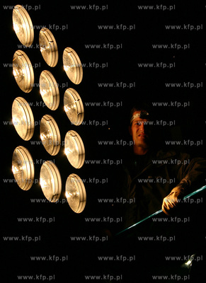 Ekipa filmowa serialu Kryminalni realizuje na plazy...