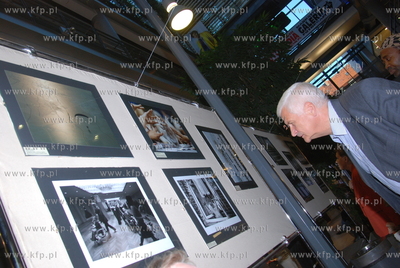 CH Manhattan. Wreczenie nagrod i otwarcie wystawy pokonkursowej...