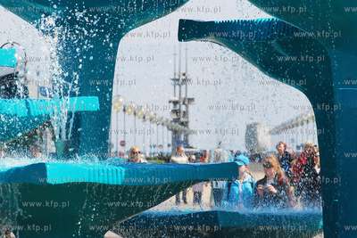 Majowka na Skwerze Kosciuszki w Gdyni.
03.05.2007
fot....