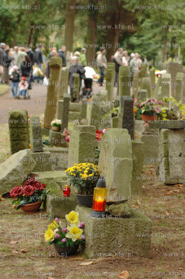 W dniu Wszystkich Swietych Koszalinianie i ich rodziny...