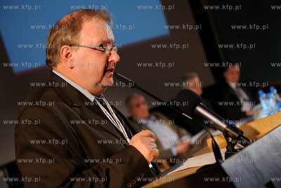 Gdansk. Uniwersytet Gdanski. Konferencja pt "Korzenie...