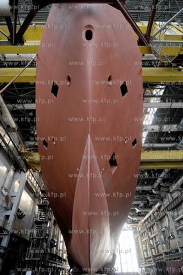 Niedokonczona Korweta Gawron oczekujaca na decyzje...