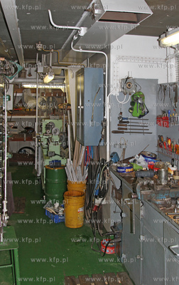 Kontenerowiec Zeglugi Gdanskiej Corina w porcie gdanskim....