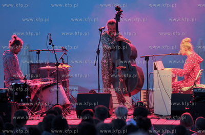 Sopot. Klub Atelier Teatr na Plazy Kulturalna Plaza...