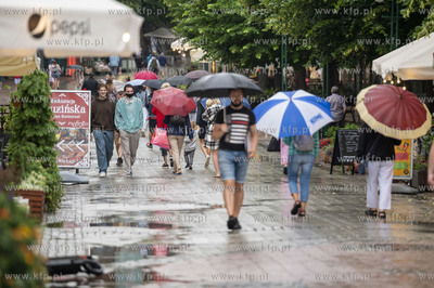 Deszczowe pierwsze dni lata w Sopocie.24.06.2021...