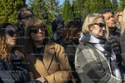 Gdańsk. Cmentarz Łostowicki. Uroczystości pogrzebowe...
