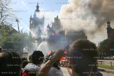 Pozar kosciola sw. Katarzyny w Gdansku. 22.05.2006...