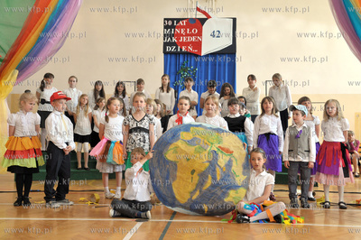 Uroczystosci 30-lecia Szkoly Podstawowej nr 42 w Gdansku...