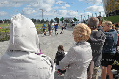 III Maraton Sierpniowy - Puchar Swiata we Wrotkarstwie...