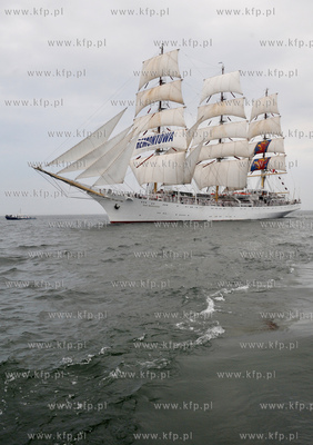Wielka parada zaglowcow po Zatoce Gdanskiej na zakonczenie...