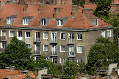Gdansk.Widok z wiezy kosciola sw. Jana na dom na ul....