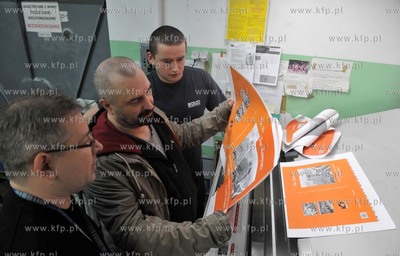 W drukarni POZKAL w Inowroclawiu rozpoczal sie druk...