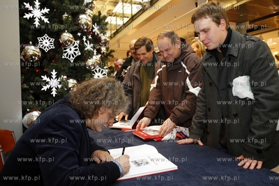 Centrum Handlowe Manhattan w Gdansku. Promocja albumu...