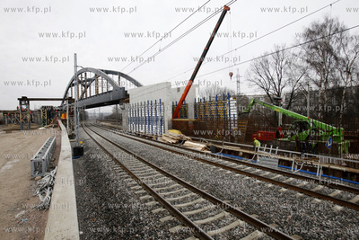 Budowa wiaduktu Pomorskiej Kolei Metropolitalnej w...