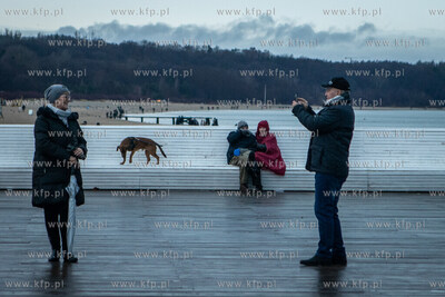 Molo w Sopocie. 2.01.2022 / fot. Anna Rezulak / KFP