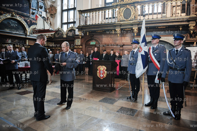 Gdansk. Dwor Artusa. Slubowanie 116 nowo przyjetych...