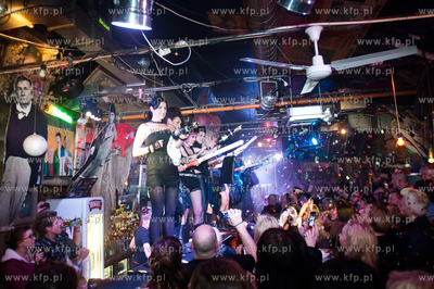 Sopot. Klub Spatif. Pokaz torebek pt Girls n Bags n...