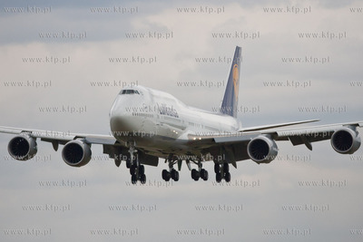 Gdansk. Rebiechowo. Ladowanie najdluzszego samolotu...