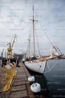 Gdansk. Stocznia Remontowa. Prezentacja zaglowca STS...