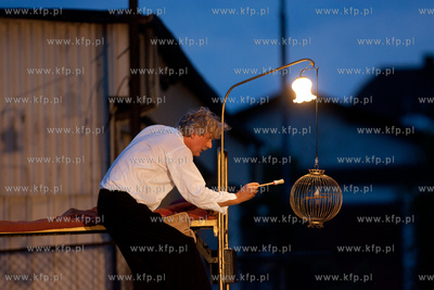 Gdansk. Boisko przy ul. Dolna Brama. FETA - XVII Miedzynarodowy...