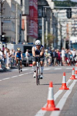 Zawody Herbalife Triathlon Gdynia 2013.
Nz zawodnicy...