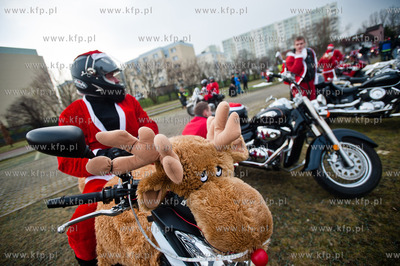 Gdanskl. Plac Dwoch MIast. Parkin pod Ergo Arena. XI...