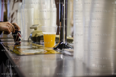 Miedzynarodowe Targi Gdanskie Amber Expo. Hevelka -...