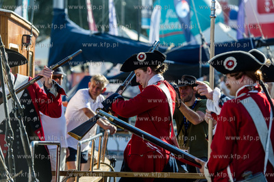 Gdansk. Rybackie Pobrzeze. Baltic Sail. Inscenizacja...