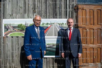 Gdańsk. Wyspa Sobieszewska. Uroczystość wbicia pierwszej...