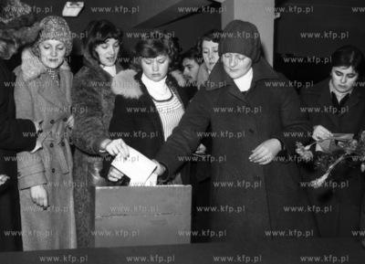 Wybory w 171 Komisji Obwodowej w Gdansku Przymorze....