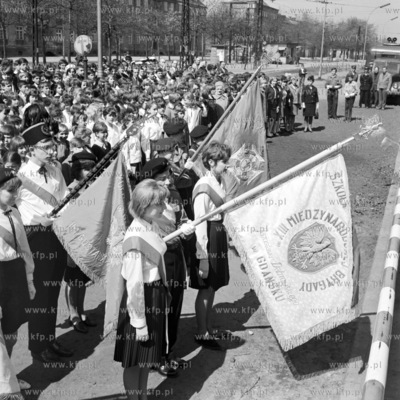 Uroczystosc nadania szkole podstawowej nr 49 w Gdansku...