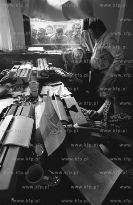 Strajk w Stoczni Gdanskiej im Lenina. Nz. stoczniowcy...